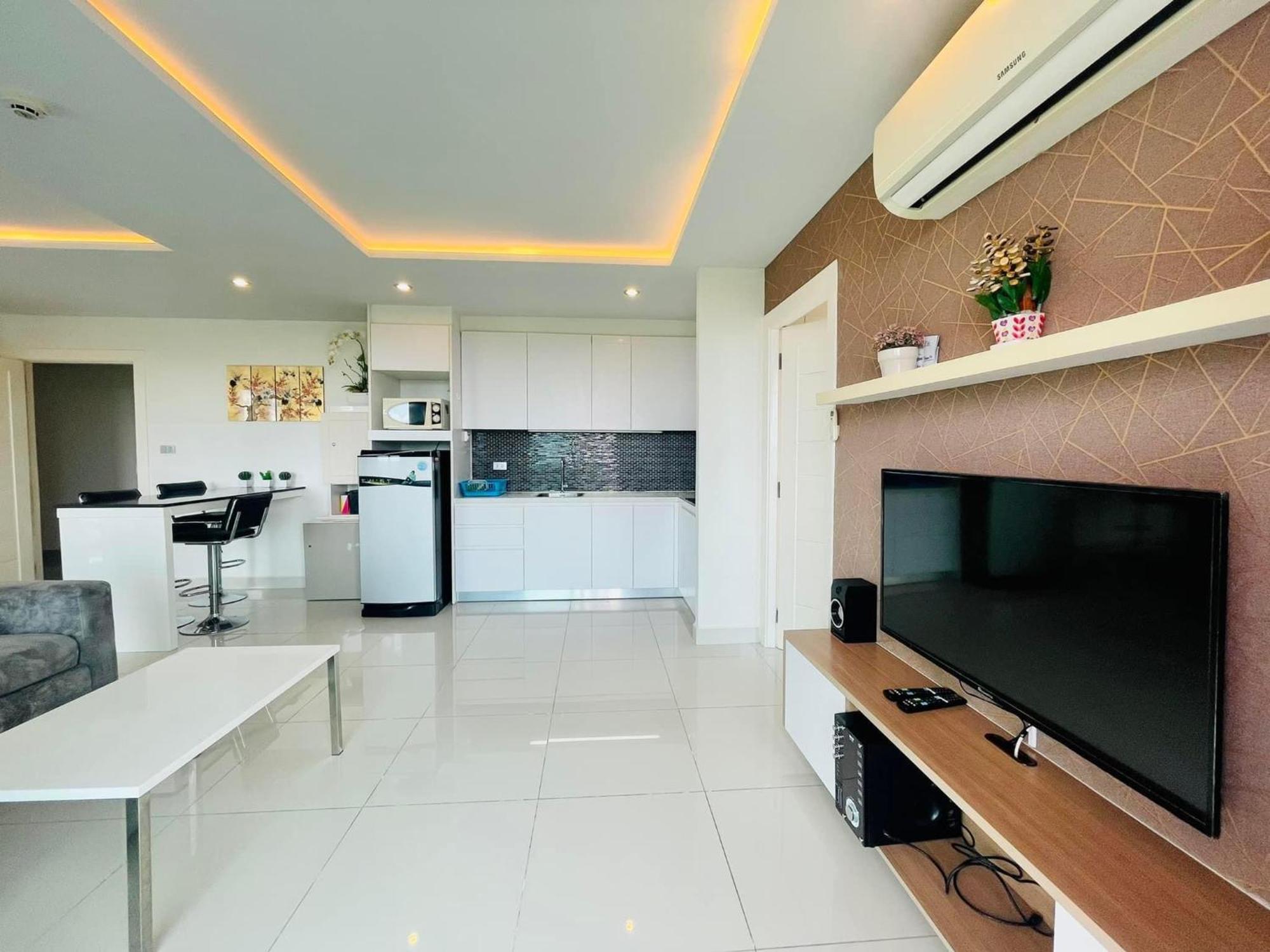 Amazon Residence By Pattaya Sunny Rentals Jomtien Beach Room photo