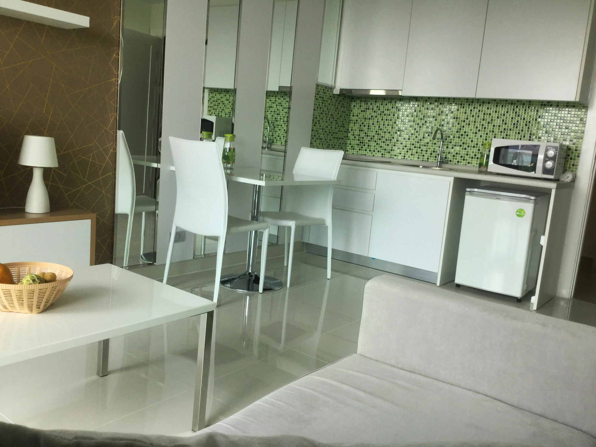 Amazon Residence By Pattaya Sunny Rentals Jomtien Beach Exterior photo