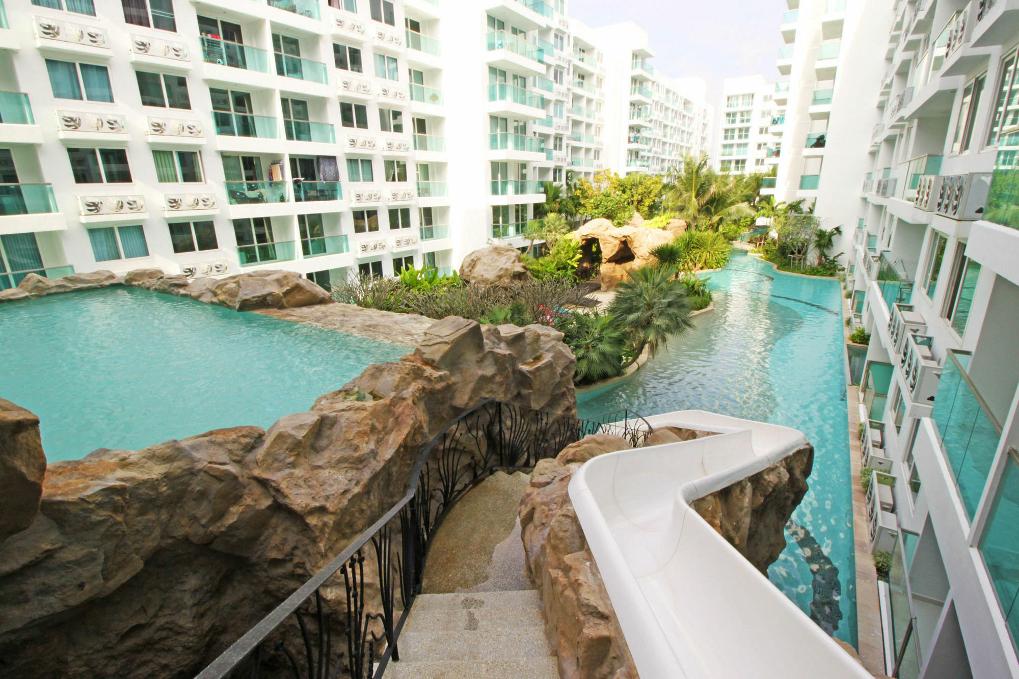 Amazon Residence By Pattaya Sunny Rentals Jomtien Beach Exterior photo