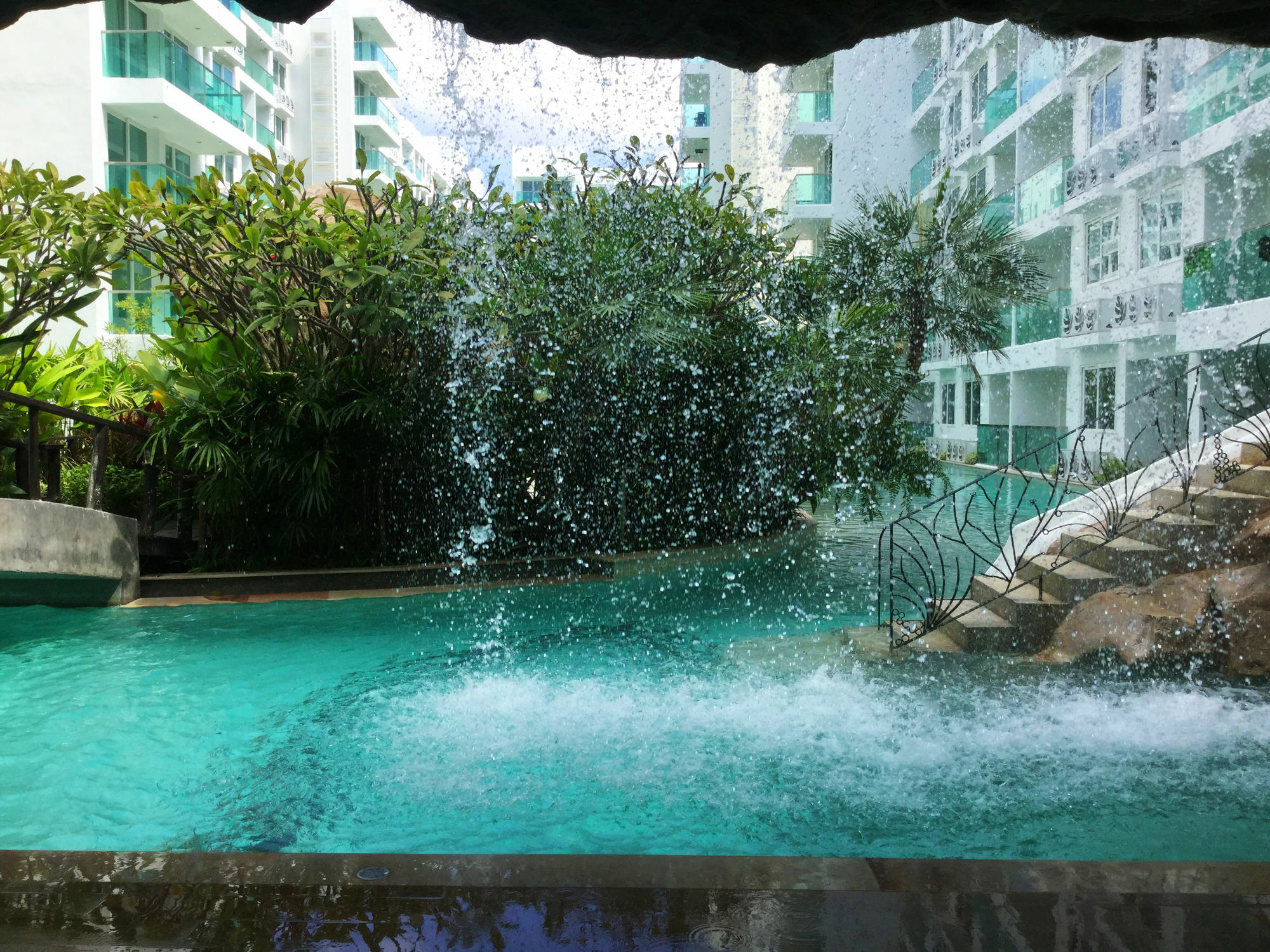 Amazon Residence By Pattaya Sunny Rentals Jomtien Beach Exterior photo